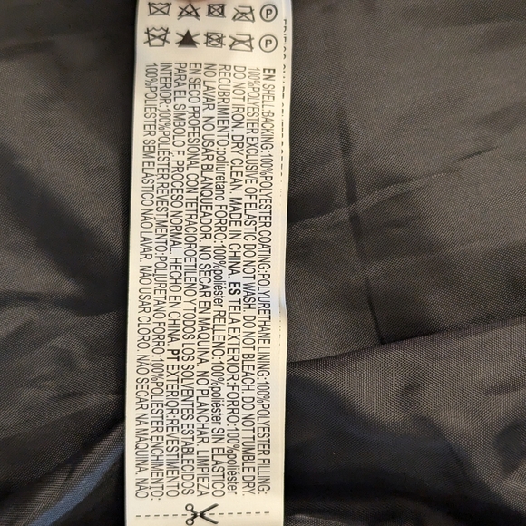 Forever 21 Men's LG Black Vest - Picture 4 of 8